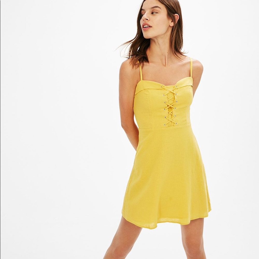 Yellow Lace-up Lattice Front Halter Sundress